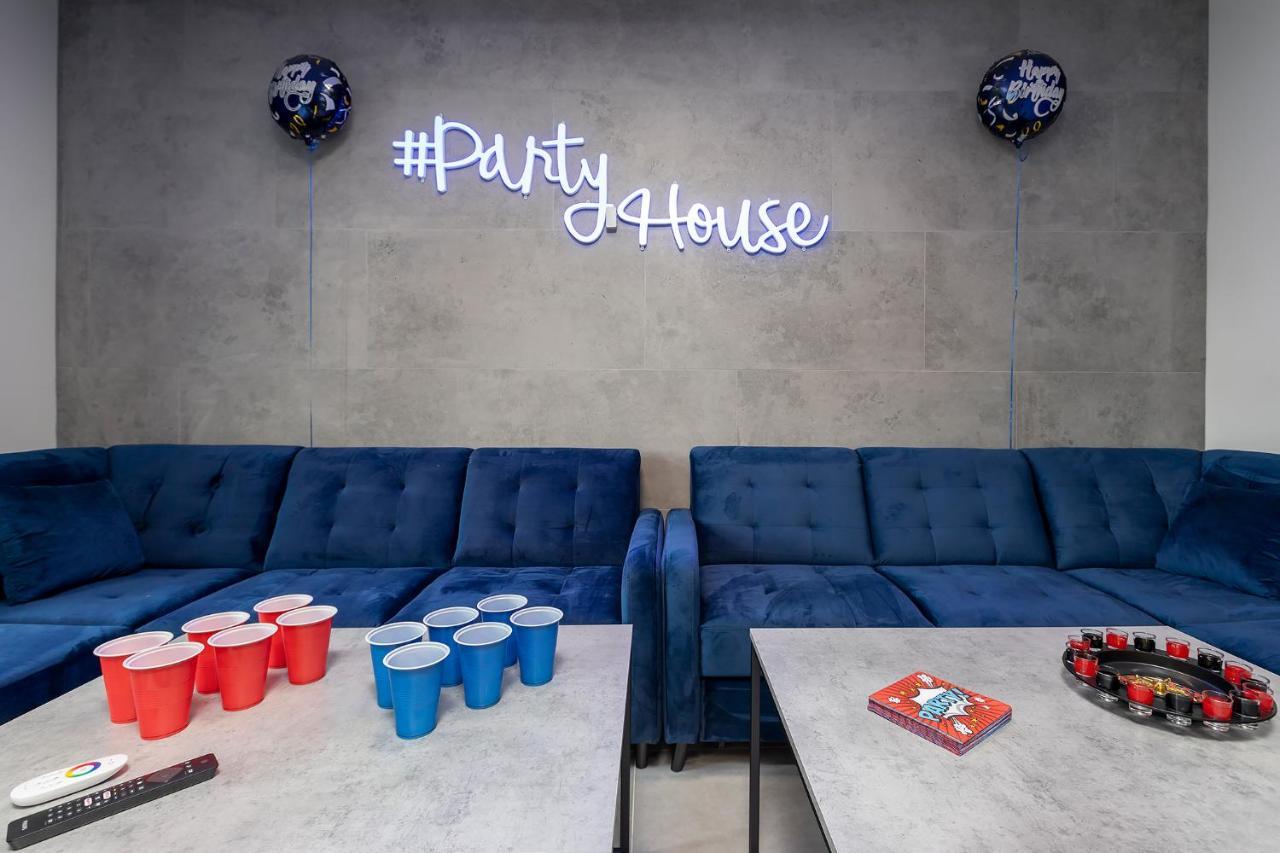 Апартаменты #Partyhouse Poznan Wilda Экстерьер фото